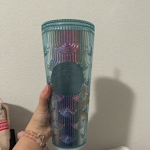 Iridescent Plastic Cold Cup 24 fl oz Starbucks cup
